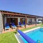 Del Sur 26 By Now Ltd Villa
